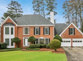 871 Chestnut Lake Dr NE, Marietta, GA 30068