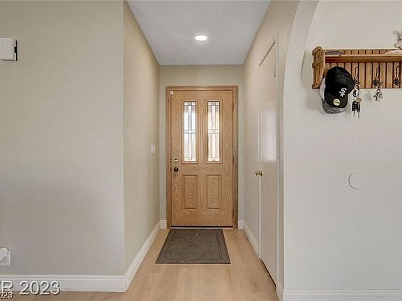 2nd image of 5740 Auckland Dr
