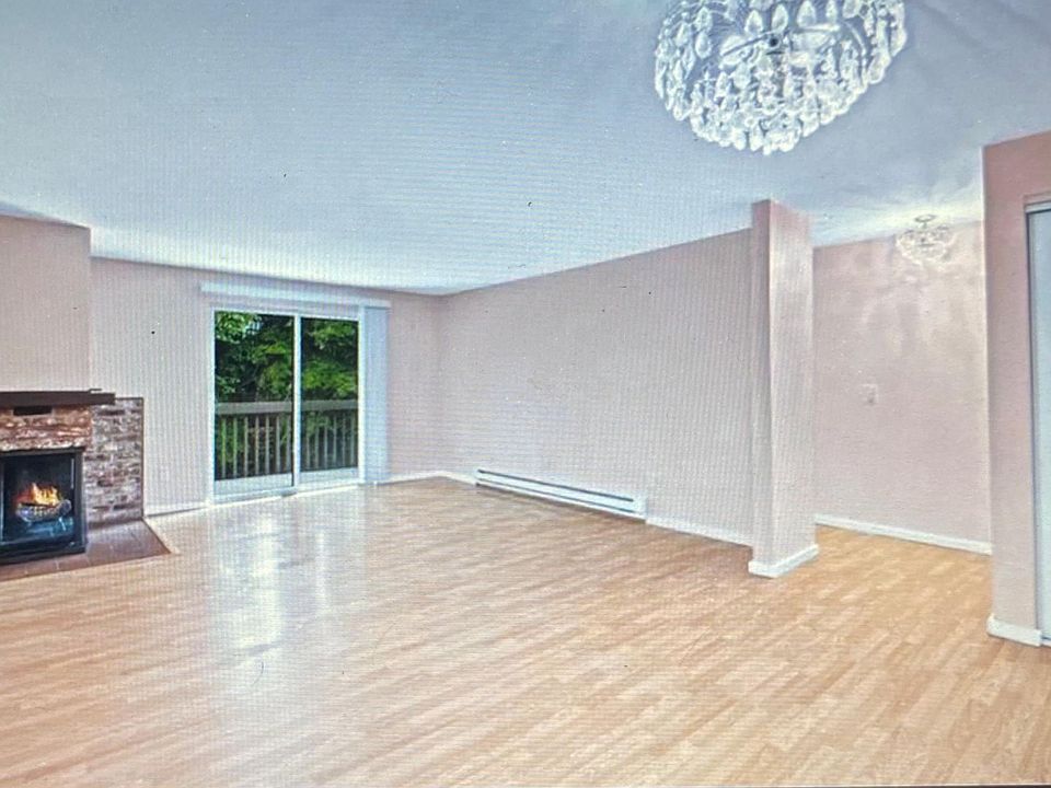 1st image of 1730 156th Ave NE