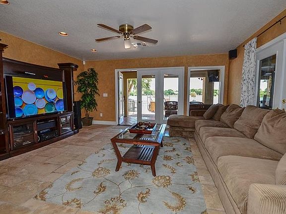 5th image of 4205 Kasper Dr
