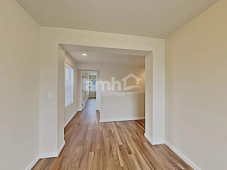 2668 Link Ave — Photo 12