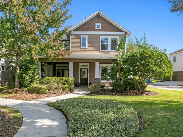 6012 Village Center Dr, Lithia, FL 33547