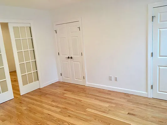 Rented by Brooklyn Real Estate Services | media 23
