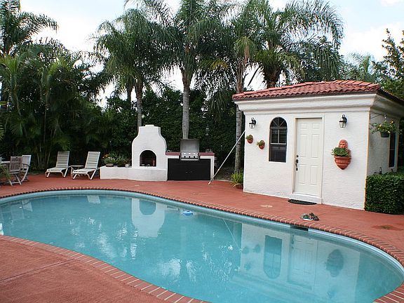 Pool Cabana