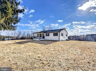 197 Kunkle Rd, Fawn Grove, PA 17321