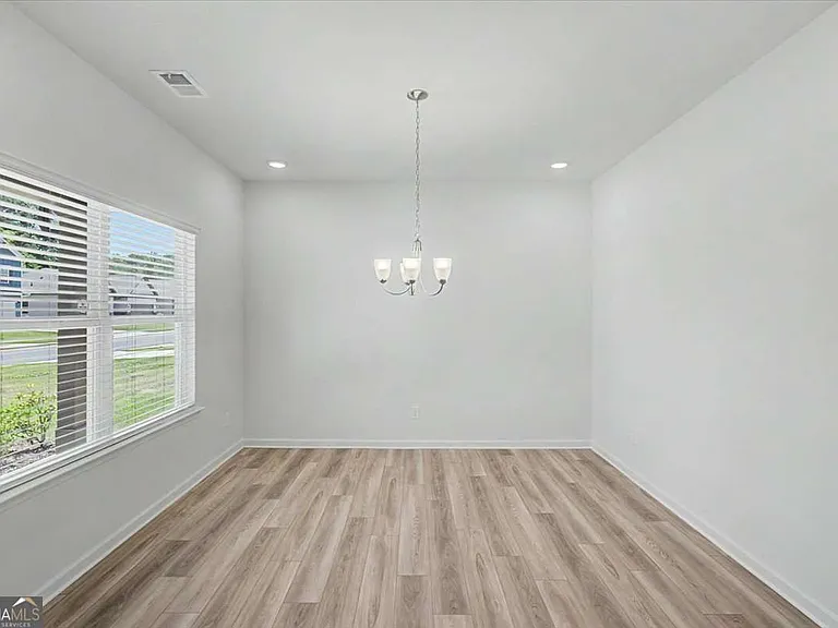 59 Bennett Way SE — Photo 3