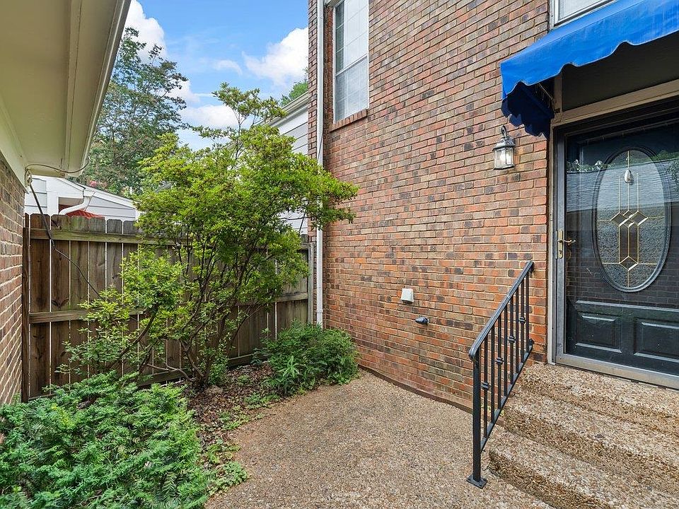 1st image of 6942 Amberly Rd #6942