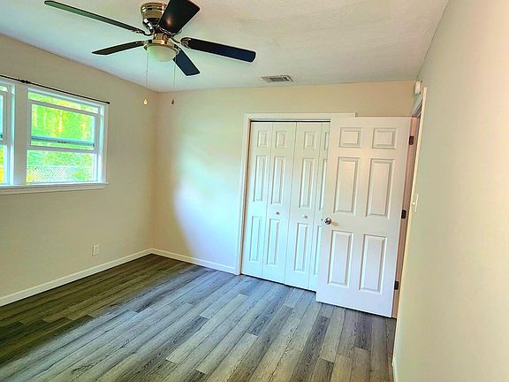 Additional bedroom