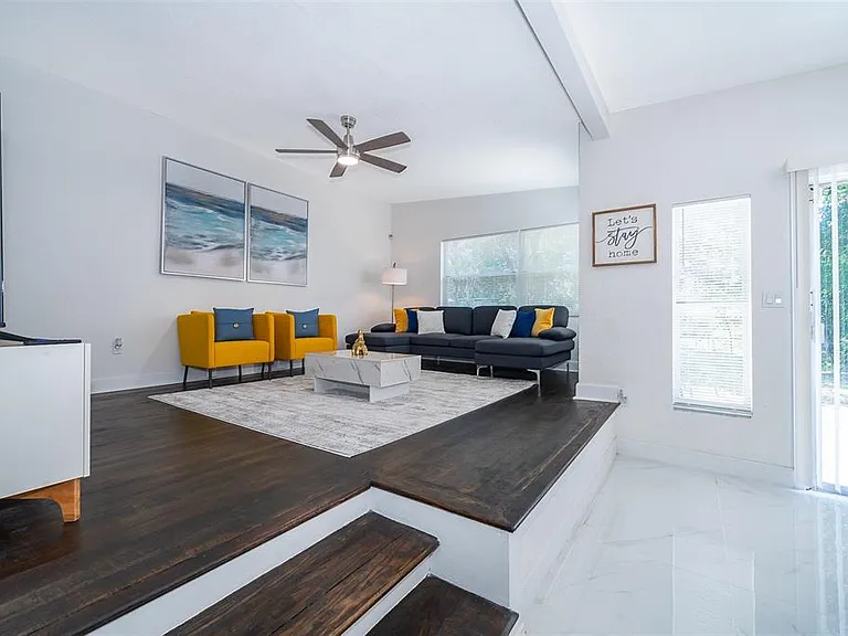 5815 Wolf Rd — Photo 4