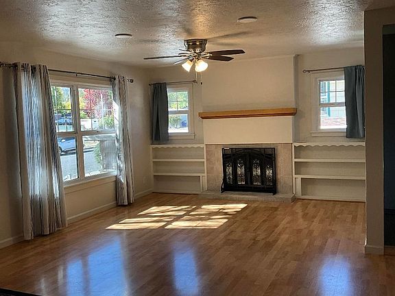 3rd image of 618 Yama St