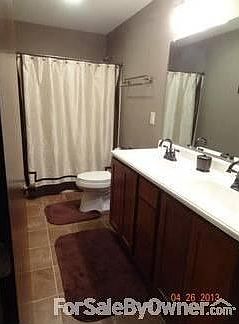 Main Level Bath