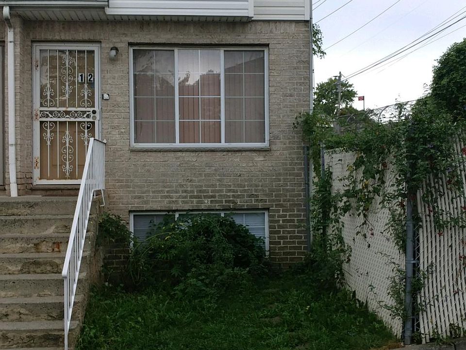 1st image of 12 Bridge Ct