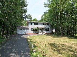 255 Ash Dr, Long Pond, PA