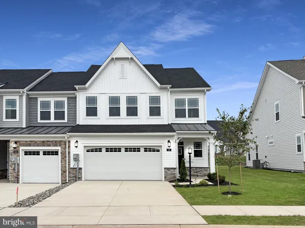 154 Grand Overlook Dr, Gettysburg, PA 17325