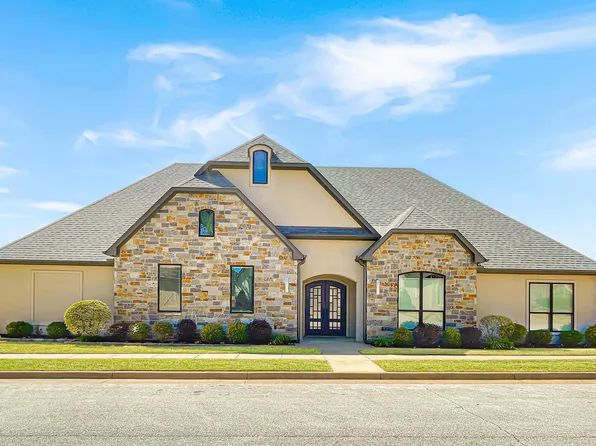 7323 Lake Pointe Cv, Tyler, TX 75703