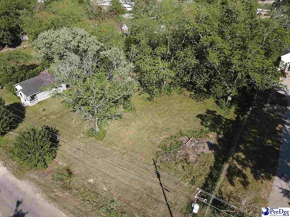 2nd image of 330 NE Railroad Ave