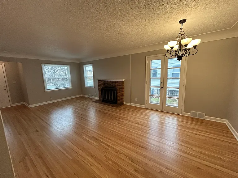 7120 Harriet Ave — Photo 2