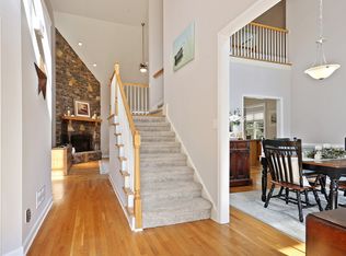 180 Laurelwood Ln, Alpharetta, GA 30009