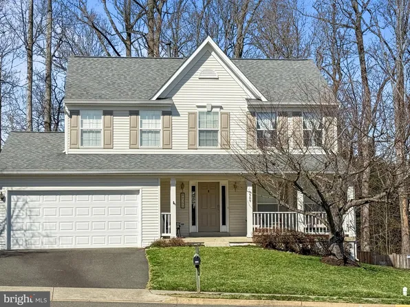 9309 Laurie Ct, Manassas Park, VA 20111