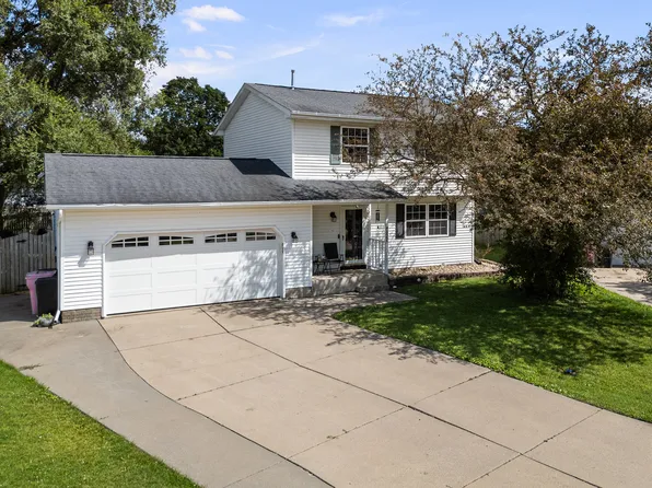 322 Sullivan Dr, Colona, IL 61241