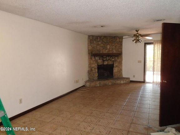 2nd image of 4346 Windergate Ct #1