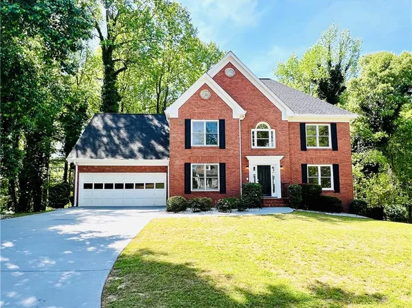 995 Chaucer Gate Ct, Lawrenceville, GA 30043