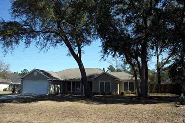 1st image of 157 Baywood Cir