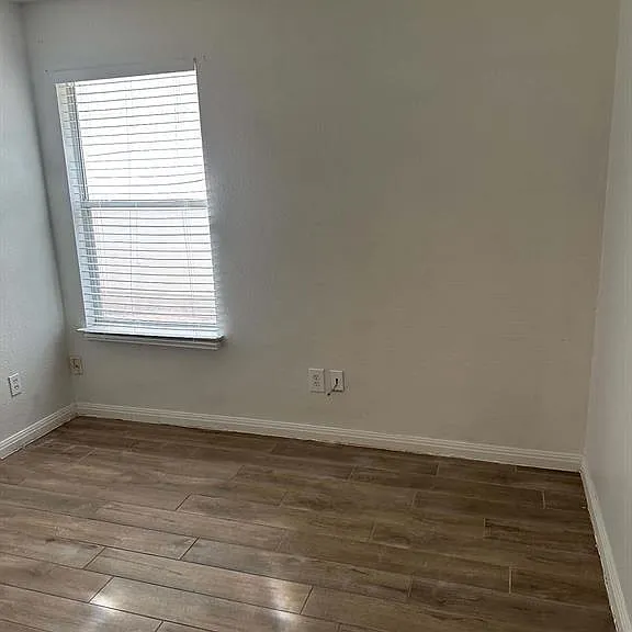 18312 Crestwind Ln — Photo 8
