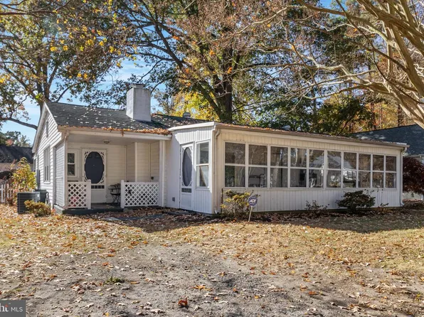 129 Mount Vernon Dr, Colonial Beach, VA 22443