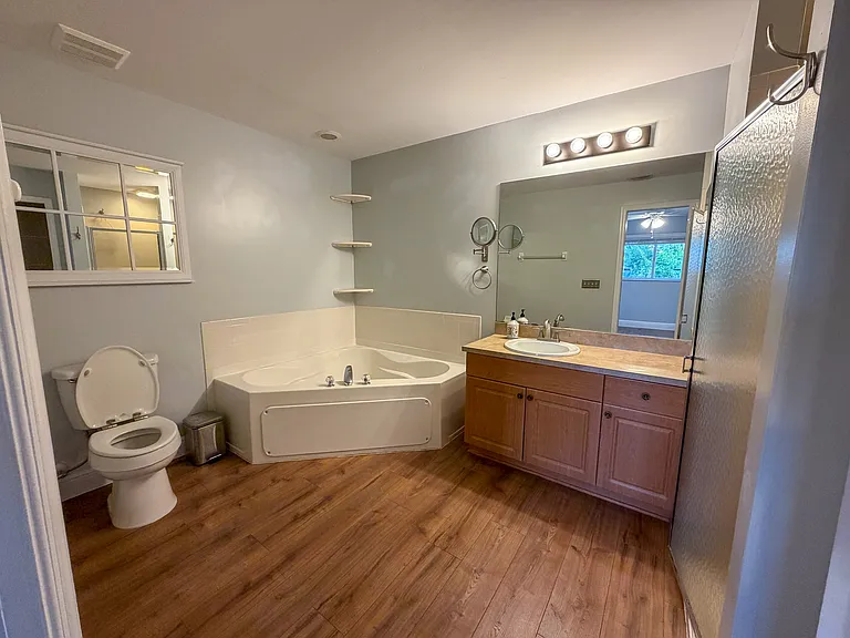 2507 Embers Pkwy W — Photo 13