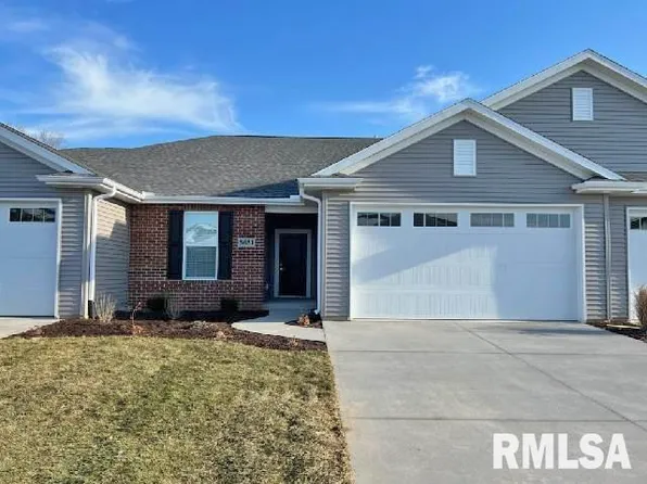 5651 Kristi Ln, Bettendorf, IA 52722