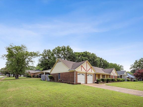 4th image of 3688 Ironwood Dr