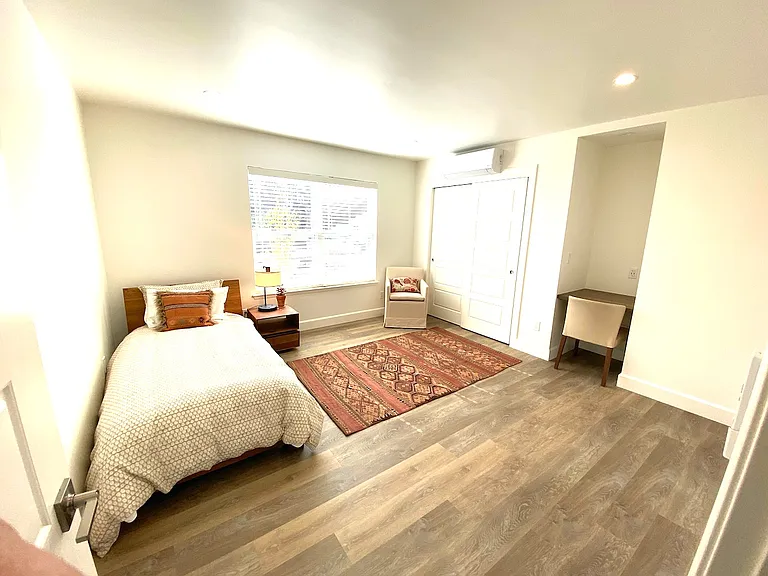1265 Dutch Ln #1 — Photo 10