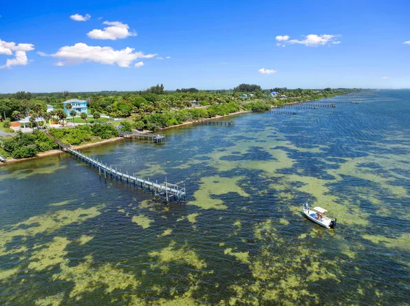 5203 S Indian River Drive, Fort Pierce, FL 34982