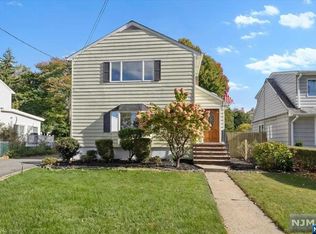 503 Riverside Ave, Rutherford, NJ 07070