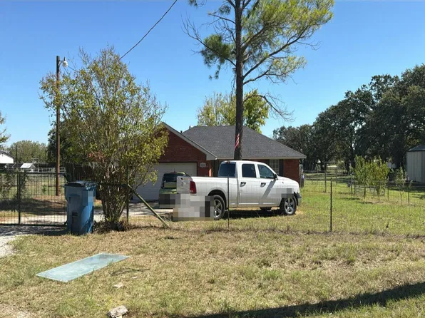 1002 Lynch Bend Rd, Springtown, TX 76082