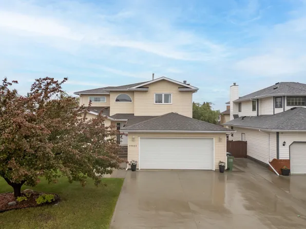 15503 62nd St NW, Edmonton, AB T5Y 2N1