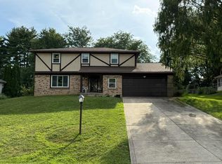 13137 E Crosset Hill Dr, Pickerington, OH