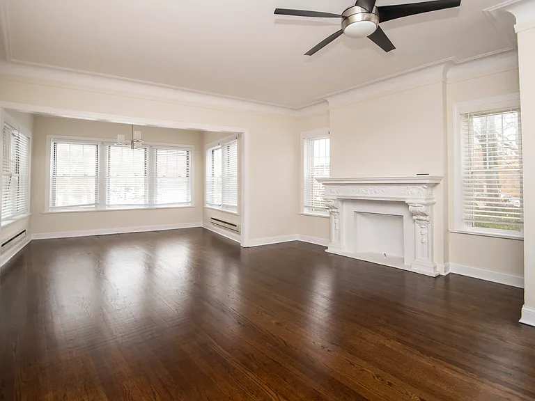 331 Kedzie St #2 — Photo 8