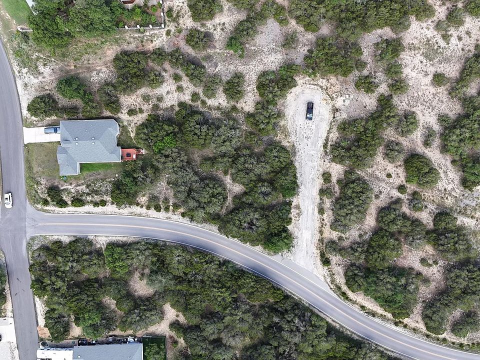2nd image of 20701 Hemingway Cv