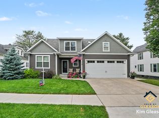 223 Prospect St, Spring Lake, MI 49456