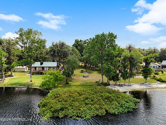 5th image of 111 LITTLE ORANGE LAKE Drive