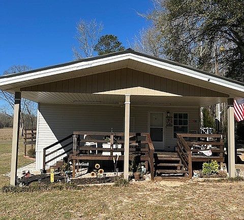 2nd image of 348 Comer Loop