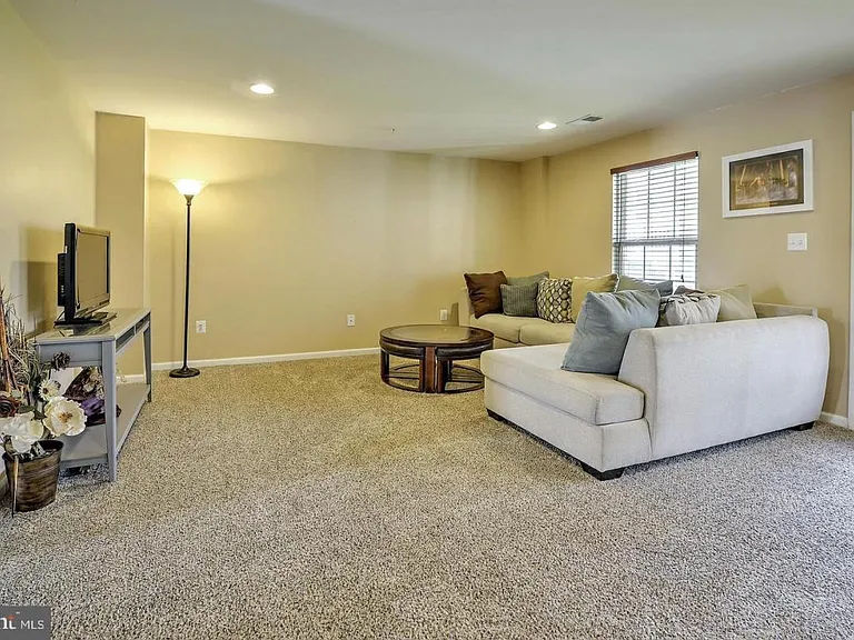 7336 Summit Rock Rd — Photo 17