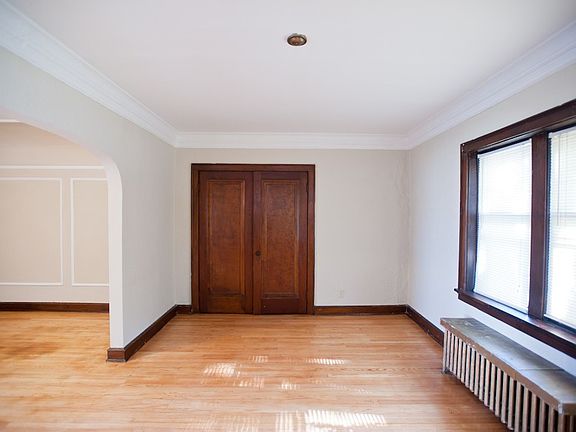 3rd image of 3817 N Humboldt Blvd APT 1