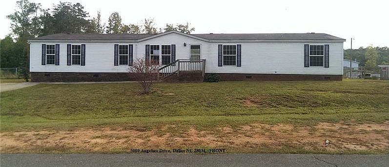1st image of 5009 Angelina Dr