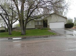 9635 Dutch Elm Dr, Colorado Springs, CO 80925