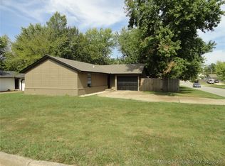 1271 E 143rd St S, Glenpool, OK 74033