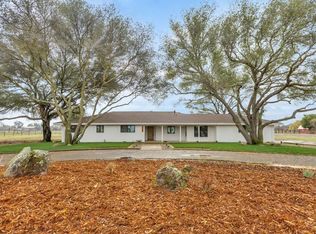 11155 Haggie Rd, Wilton, CA 95693