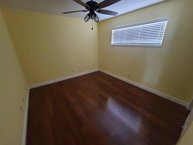381A Elizabeth Ct — Photo 10
